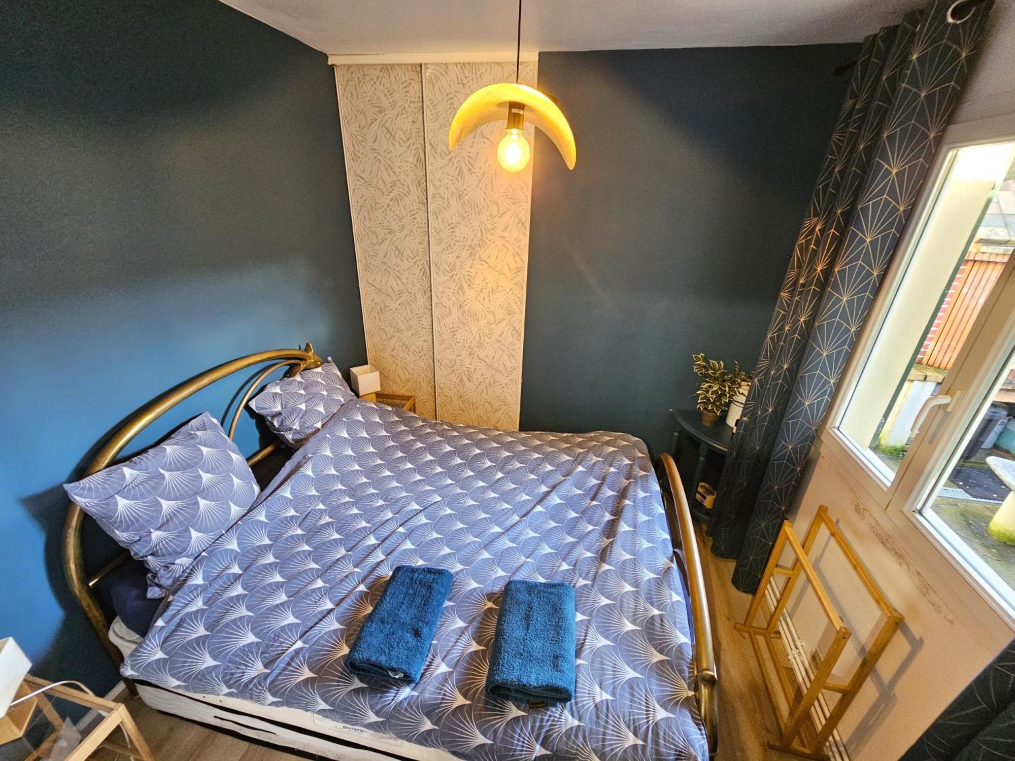 Petite Maison Au Calme Эпине-сюр-Сена Экстерьер фото